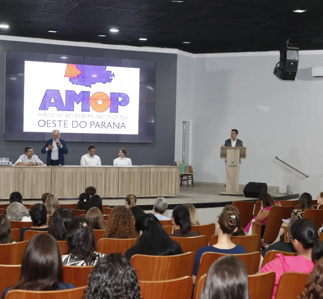 Amop abre os trabalhos