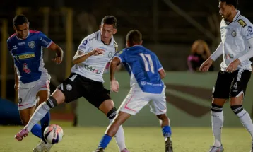 Cianorte para na trave e empata sem gols com o Operário-PR em Maringá