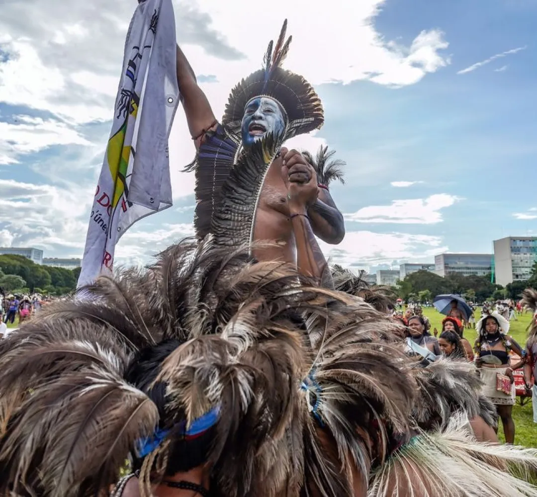 Indigenas