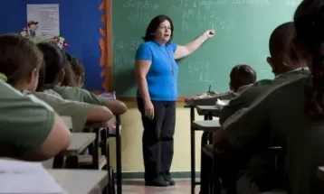 Paraná nomeia 917 professores concursados; veja quando eles começam a atuar na rede estadual