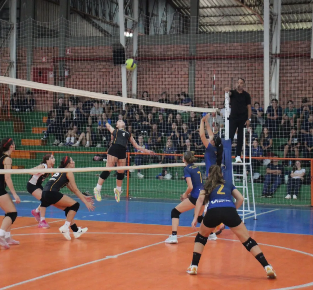 Grande jogo na decisão do vôlei feminino