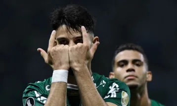 Campeonato Brasileiro: líder Palmeiras recebe o Furacão neste domingo