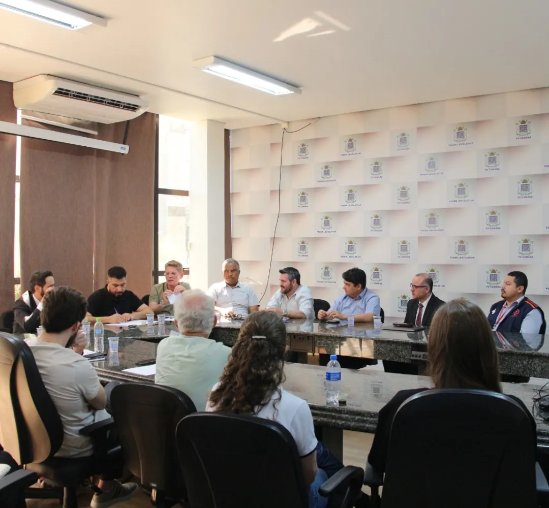 Superlotação no HU é debatida em reunião