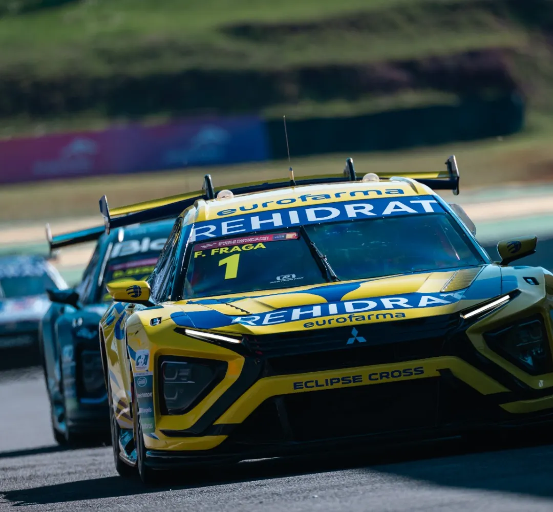 Felipe Fraga lidera o campeonato