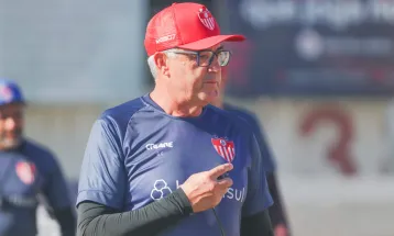 Adversário de Cascavel e Cianorte, Guarany de Bagé demite técnico