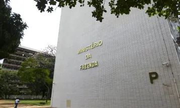 Governo Central tem superávit de R$ 10,8 bilhões em julho
