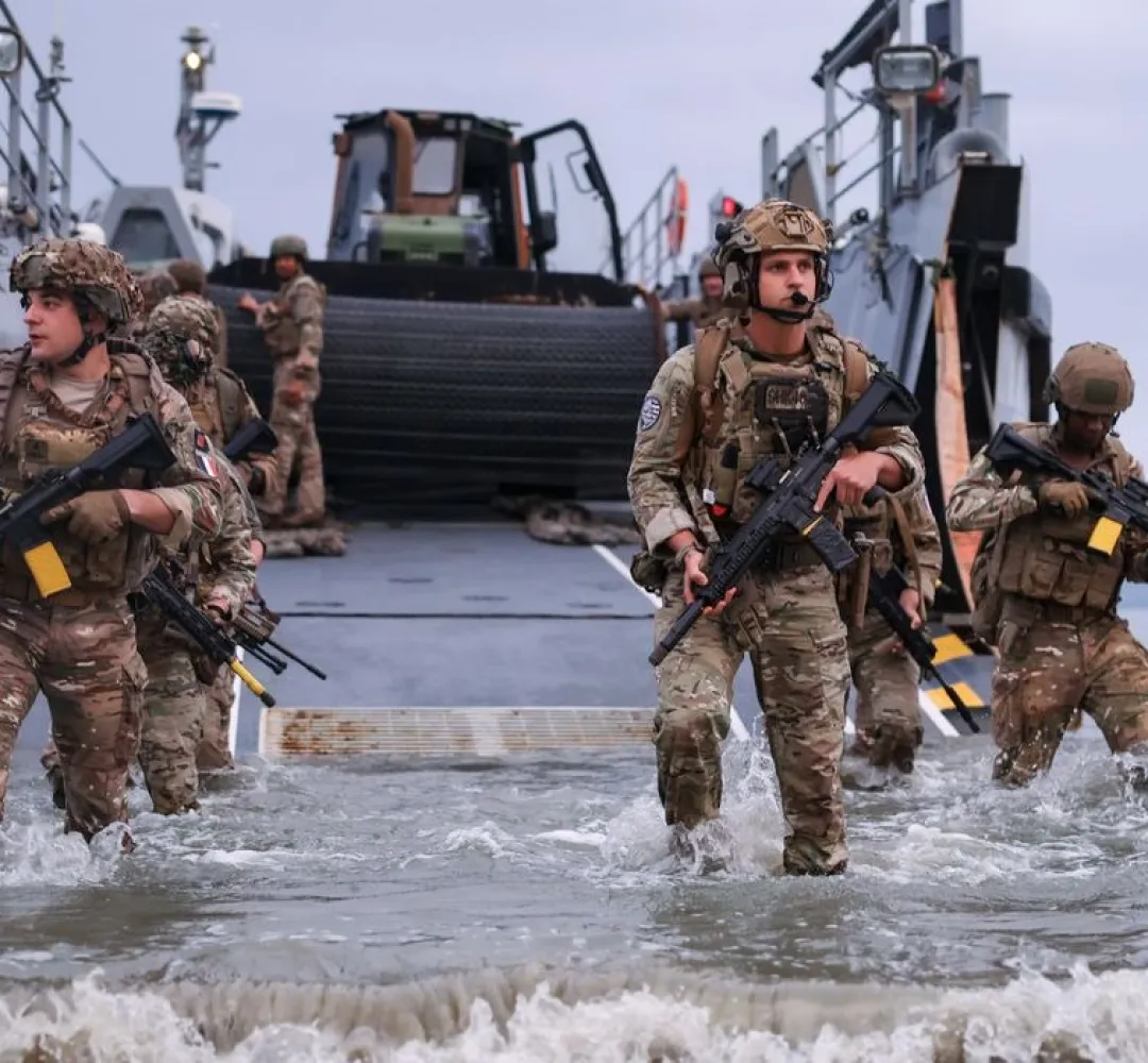 Militares