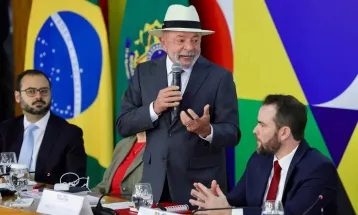 "Ninguém deve ser clandestino": Lula lança Desenrola para tirar milhões do Serasa