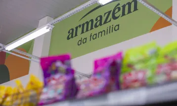 Preços reduzidos nos Armazéns da Família ajudam curitibanos a economizar no Dia das Mães