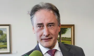 Fraude em licitação do lixo em Cascavel gera condenação de Edgar Bueno