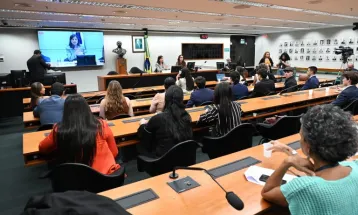 Projeto que equipara misoginia ao racismo pode ser votado na Câmara ainda neste semestre