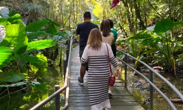 De Curitiba aos Campos Gerais: Agentes de viagens conhecem atrativos do Paraná em ação técnica