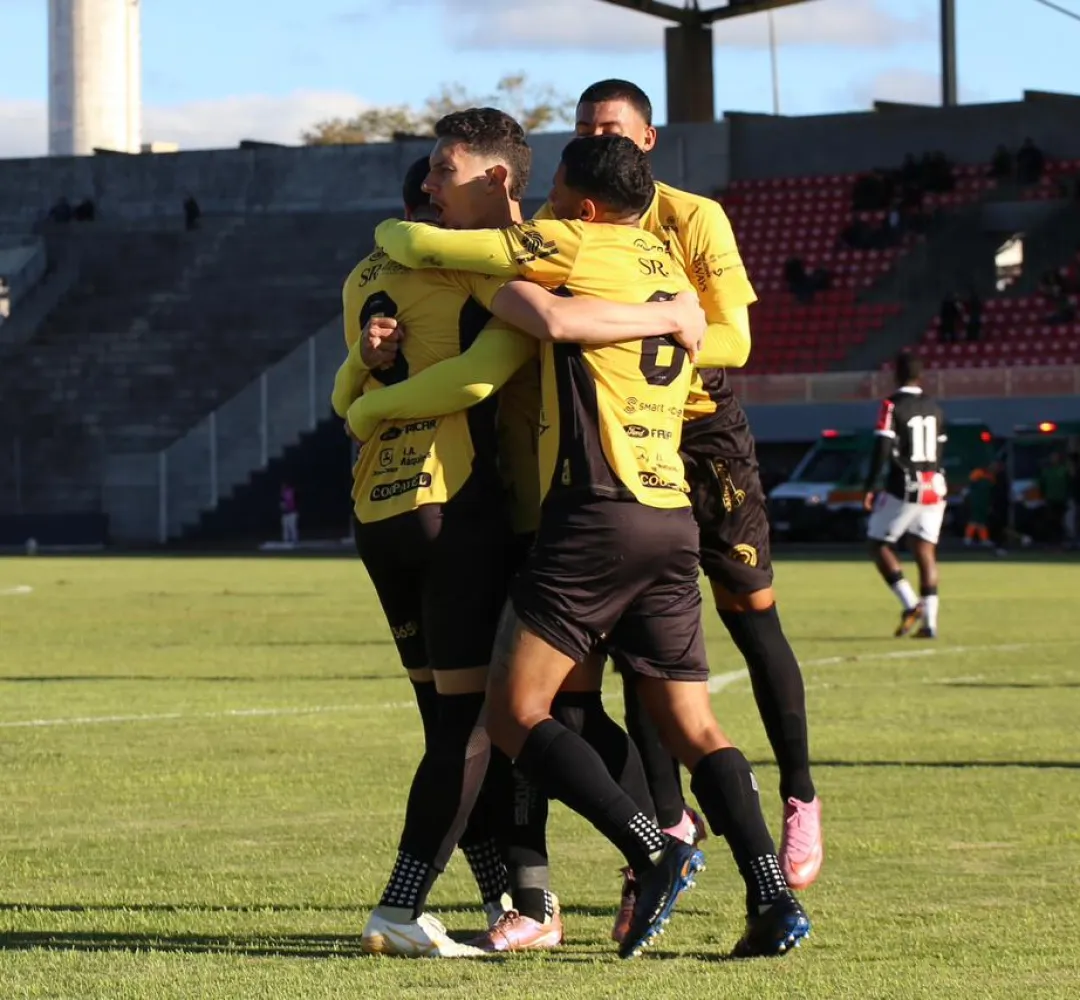Borech fez o gol da vitória