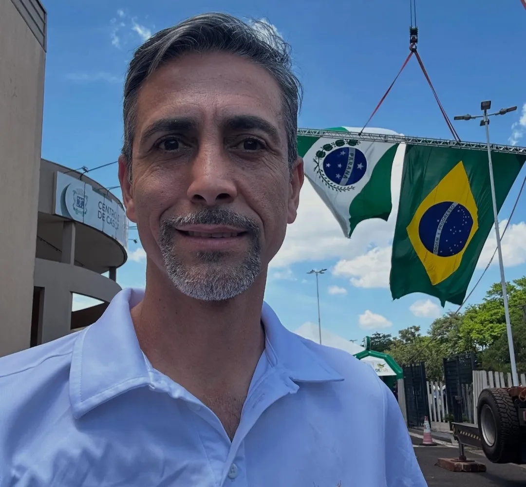 Carlinhos Oliveira