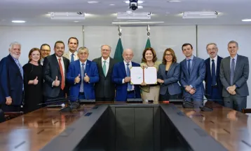 Fim da “taxa das blusinhas” divide governo, indústria e consumidores