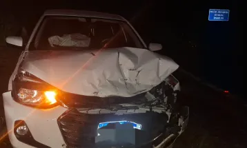 Batida frontal entre Onix e Astra deixa homem ferido na PR-468 em Moreira Sales
