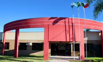 Compra de SUV de R$ 438 mil pela Câmara de Mangueirinha gera questionamentos e suspeitas sobre transparência