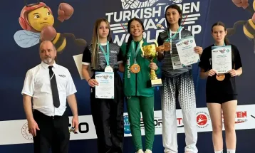 Kickboxing: Vitória Camargo faz história no Mundial da Turquia