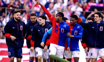 O Tricolor voltou! Paraná Clube vence de virada, conquista acesso e retorna à elite do Paranaense
