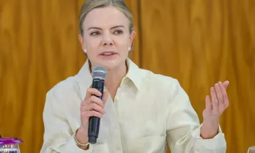 Tribunal derruba condenação de Ricardo Arruda em ação de Gleisi Hoffmann