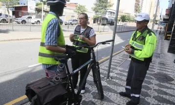 Com alta em acidentes, Curitiba faz blitze educativas para ciclistas nesta semana