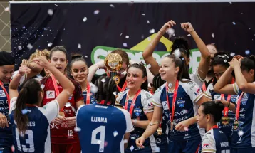 Stein Cascavel fatura o tri da Supercopa e irá para a Libertadores de futsal