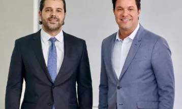 Nomeação de Felipe Flessak à Indústria amplia influência do grupo de Guto dentro do governo Ratinho