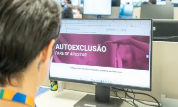 Mais de 574 mil brasileiros já bloquearam o CPF em sites de apostas, diz Ministério da Saúde