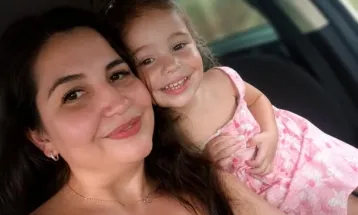 Marido é denunciado por afogar esposa e filha de 3 anos no Rio Paraná após briga por música