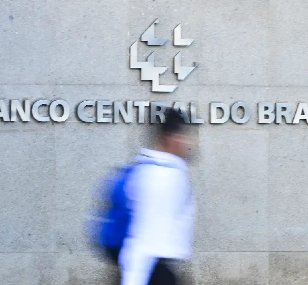 Mercado financeiro volta a subir