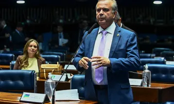 PEC da jornada flexível divide Senado e reacende debate sobre direitos trabalhistas