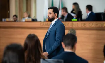 Câmara de Curitiba cassa mandato de Lórens Nogueira após caso de “rachadinha”