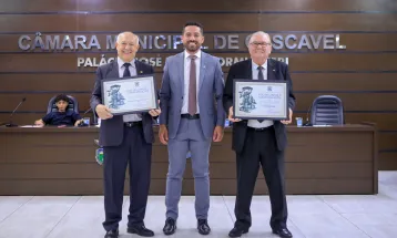 Câmara homenageia os 35 anos da Uopeccan e reconhece trajetória de Ciro Kreuz
