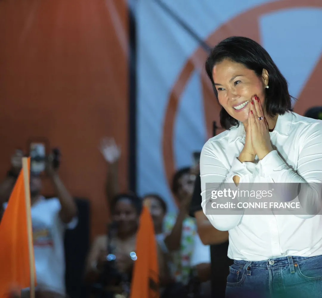 Keiko vira no Peru e direita