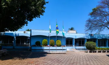 Capitão Leônidas Marques entra na mira do MP após suspeita de superfaturamento em serviços de máquinas