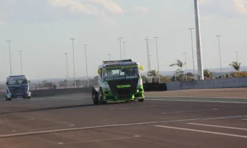 Pedro Muffato brilha na etapa da Fórmula Truck em Cuiabá
