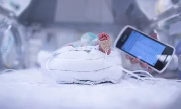 Bebê de 10 meses é atingido por caixas de leite em Maringá