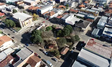 Ipiranga contratou empresa de servidor municipal em licitação, aponta TCE-PR