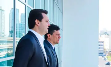 PSD e Ratinho Junior acionam Justiça Eleitoral contra Sergio Moro por uso de imagem em evento político