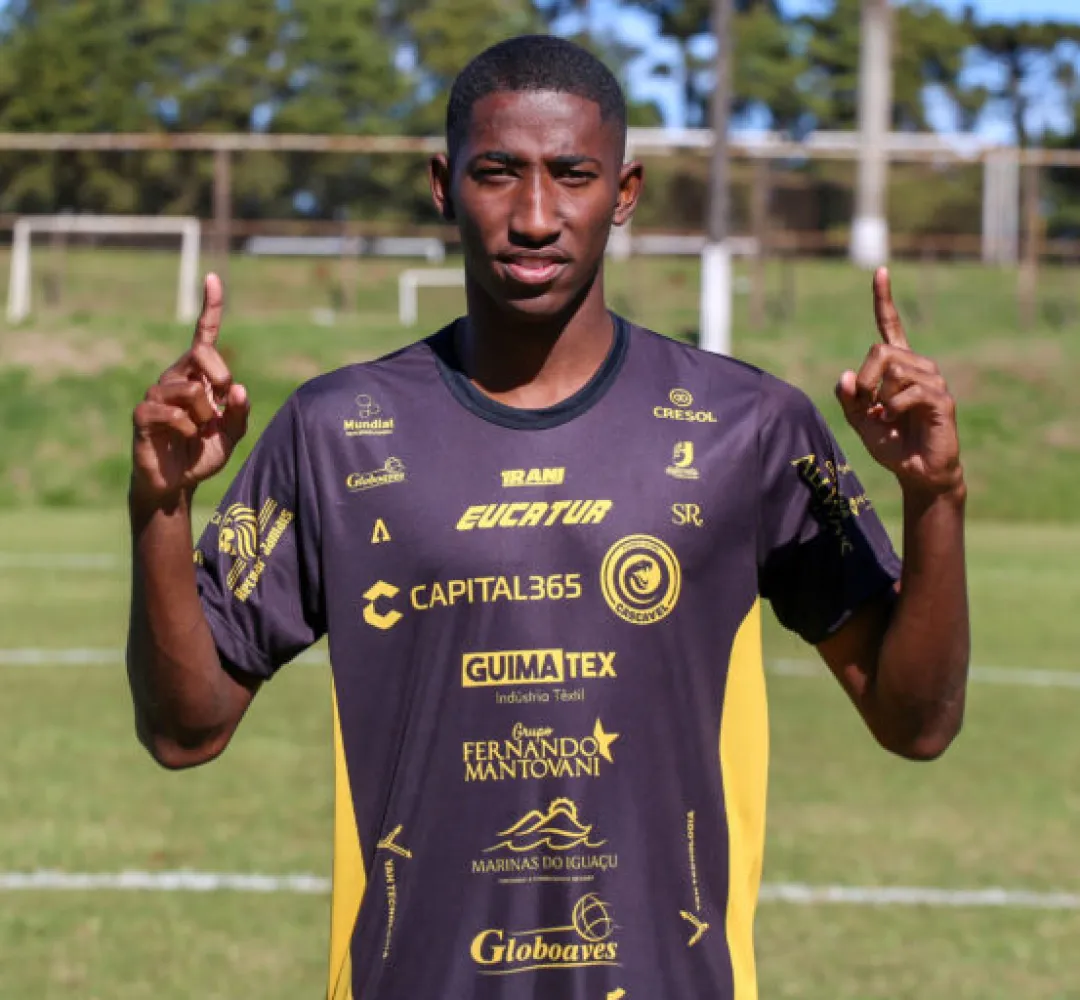João Victor reforça o ataque da Serpente