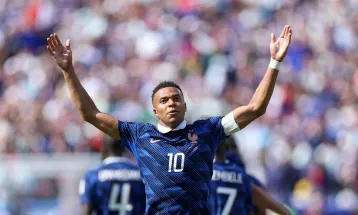 Mbappé supera Messi e se torna o maior artilheiro da história da Copa do Mundo