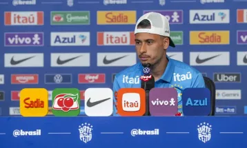 Martinelli se coloca à disposição para vaga de Raphinha na Seleção