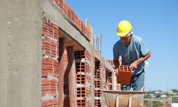 Cascavel é a 4ª cidade que mais gerou empregos no Paraná em 2026