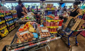 Inflação perde força em junho, mas alimentos e conta de luz continuam pressionando preços