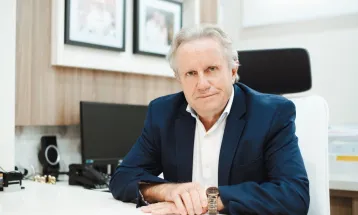 Médico Reno Kunz recebe Título de Cidadão Honorário de Cascavel