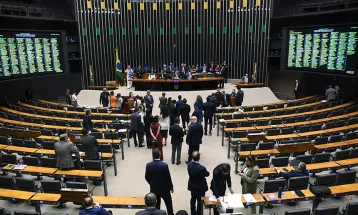 Congresso deve votar LDO 2027, PEC da escala 6x1 e vetos presidenciais após o recesso