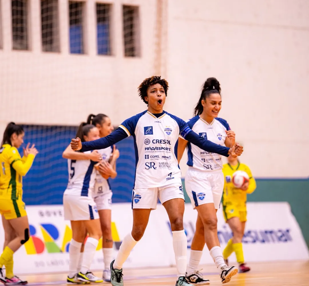 O Stein venceu mais um clássico