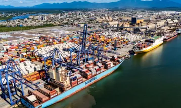 Porto de Paranaguá amplia estrutura e fortalece exportação de frango congelado