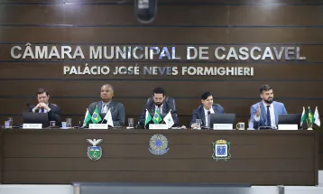 Câmara aprova mudanças no estágio probatório, Rota Gastronômica e projeto em defesa do consumidor