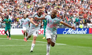 Bélgica vira sobre Senegal na prorrogação e avança às oitavas da Copa do Mundo